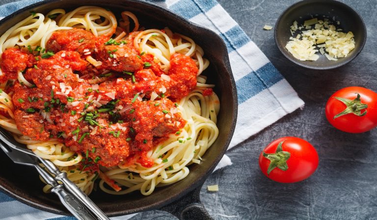 How to Meal Prep Spaghetti and Meatballs? (Practical Guide!)