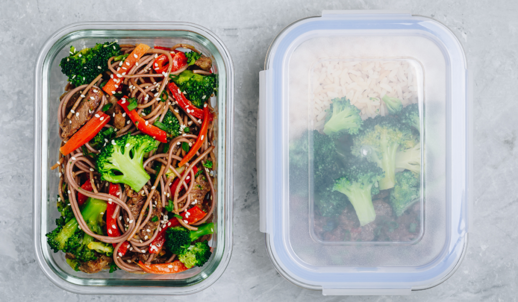 Beef broccoli noodles stir fry meal prep lunch box containers

