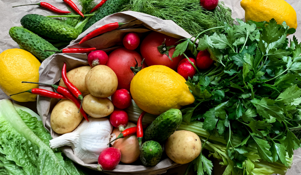 Grocery shopping of fresh produce
